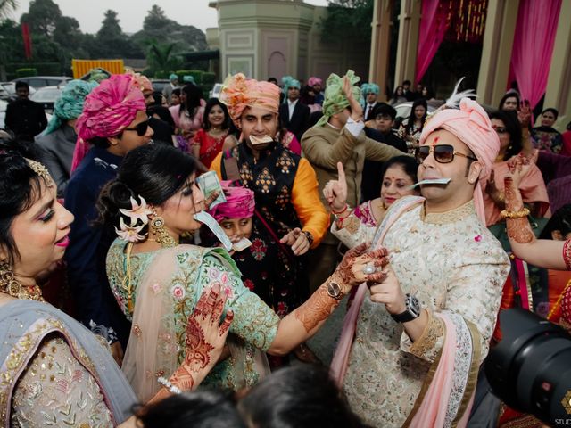 Garima and Akshay&apos;s wedding in Gurgaon, Delhi NCR 48