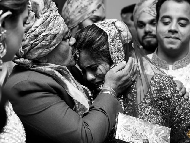 Garima and Akshay&apos;s wedding in Gurgaon, Delhi NCR 64