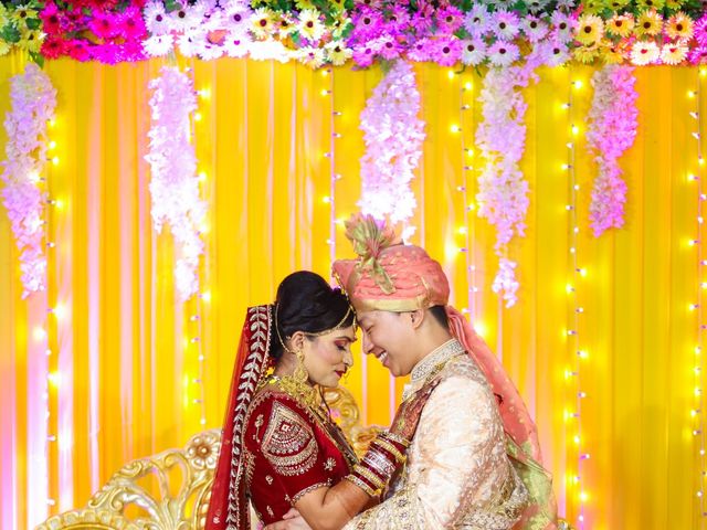 Jyoti and Tarang&apos;s wedding in Raigad, Maharashtra 2