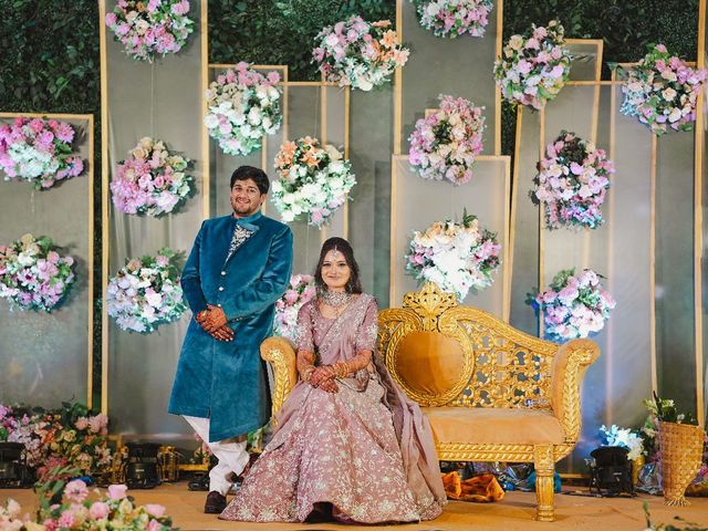 Rushabh and Sejal&apos;s wedding in Pune, Maharashtra 6