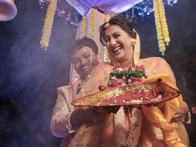 ADITI and VINOD's wedding in Mumbai, Maharashtra 28