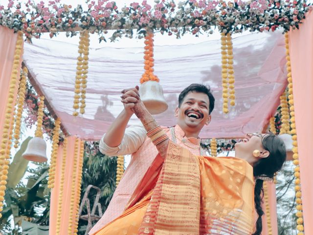 ADITI and VINOD&apos;s wedding in Mumbai, Maharashtra 34