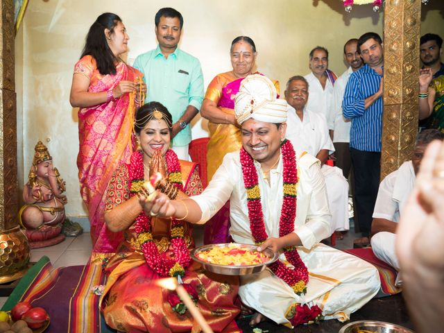Bharthi and Bharath&apos;s wedding in Bangalore, Karnataka 8