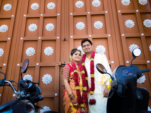 Bharthi and Bharath&apos;s wedding in Bangalore, Karnataka 12