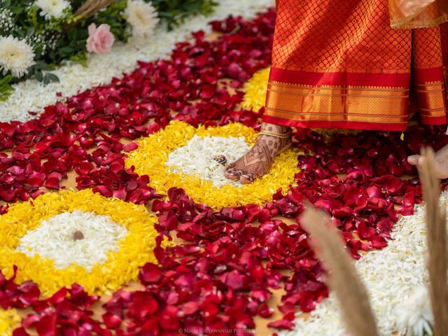 Aditi and Siddhesh's wedding in Pune, Maharashtra 10