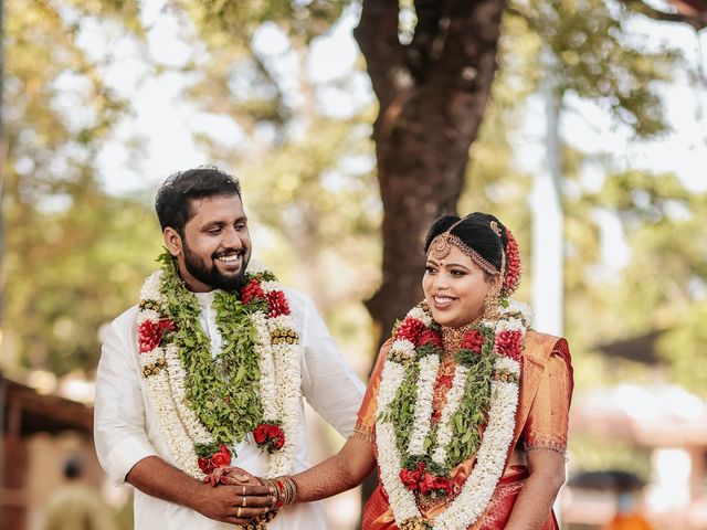 ASHOK and CHANDHNI&apos;s wedding in Ernakulam, Kerala 4