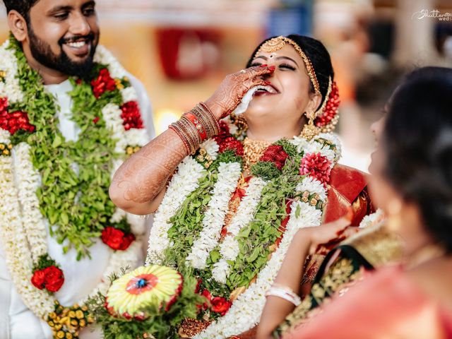ASHOK and CHANDHNI&apos;s wedding in Ernakulam, Kerala 16