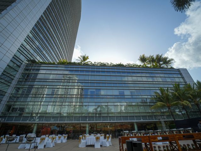 Rakhee and Dipesh's wedding in Mumbai, Maharashtra 12