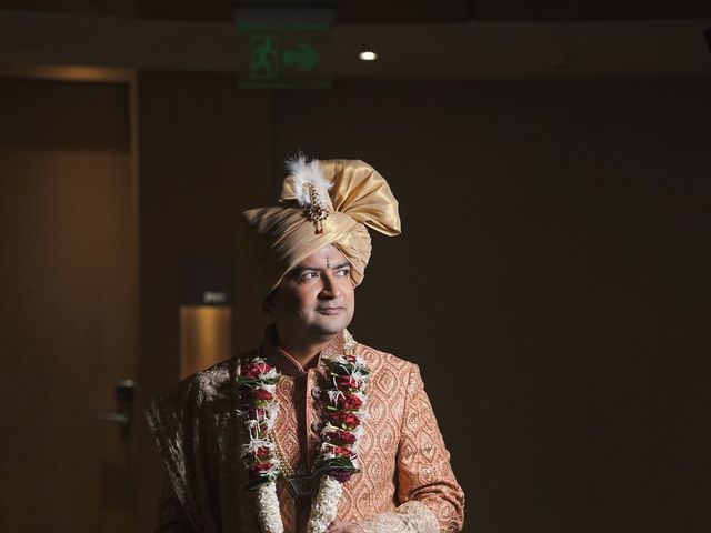 Rakhee and Dipesh's wedding in Mumbai, Maharashtra 21