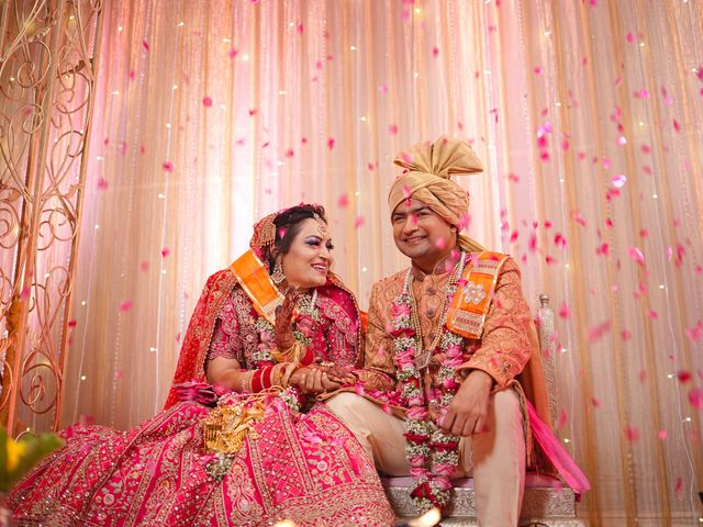 Rakhee and Dipesh's wedding in Mumbai, Maharashtra 27