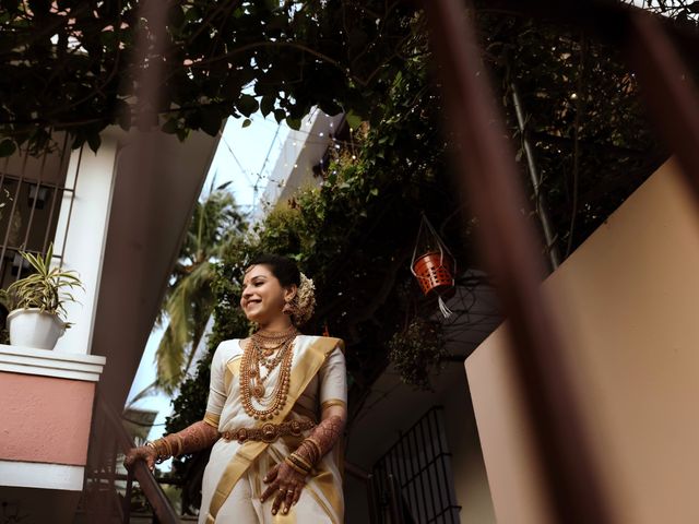 Devi and Govind&apos;s wedding in Ernakulam, Kerala 22