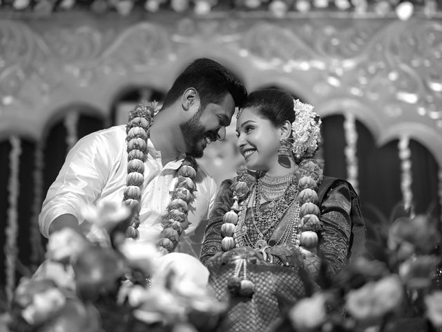 Devi and Govind&apos;s wedding in Ernakulam, Kerala 32