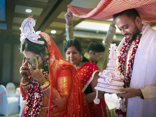 Arunabh and Richa&apos;s wedding in Mumbai, Maharashtra 23