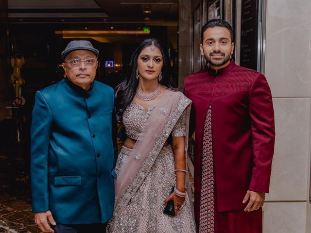 Vasundhara and Mika&apos;s wedding in Mumbai, Maharashtra 6