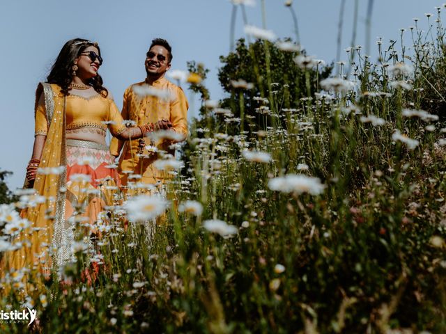 Rupshi and Karan&apos;s wedding in Mussoorie, Uttarakhand 5