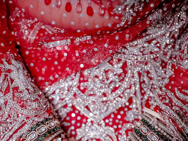 Riddhi and Tushar's wedding in Mumbai, Maharashtra 6