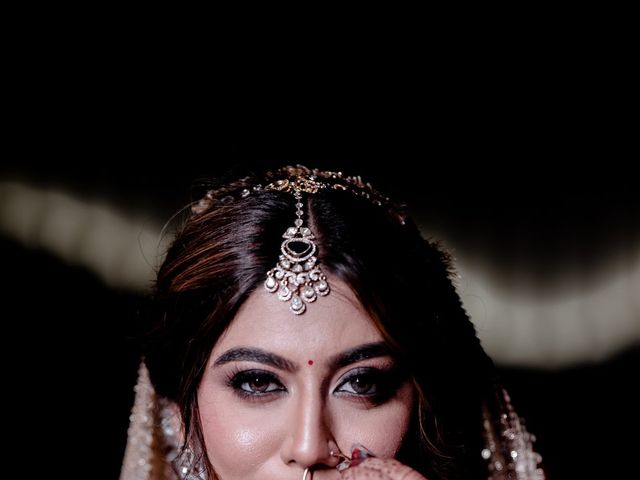 Riddhi and Tushar's wedding in Mumbai, Maharashtra 27