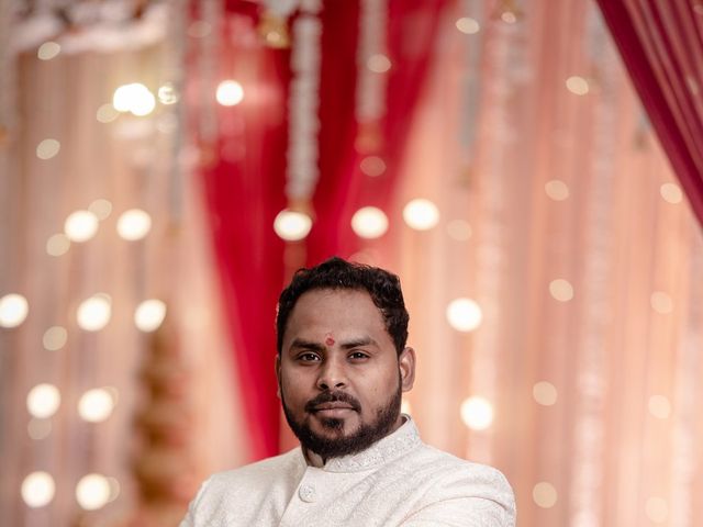 Riddhi and Tushar's wedding in Mumbai, Maharashtra 35