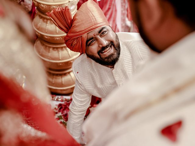 Riddhi and Tushar's wedding in Mumbai, Maharashtra 48