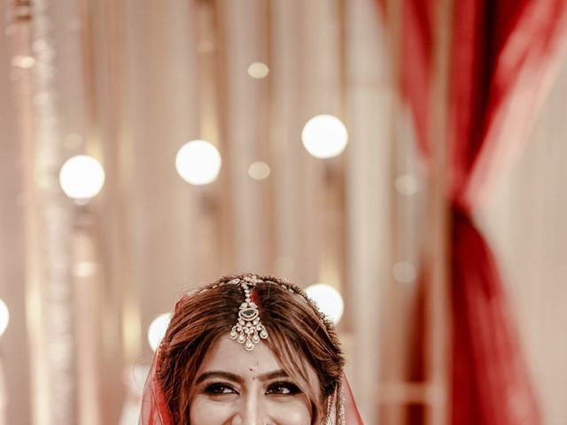 Riddhi and Tushar's wedding in Mumbai, Maharashtra 50