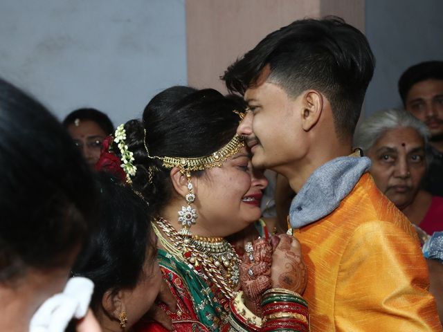 Hetal and Vijay&apos;s wedding in Vadodara, Gujarat 22
