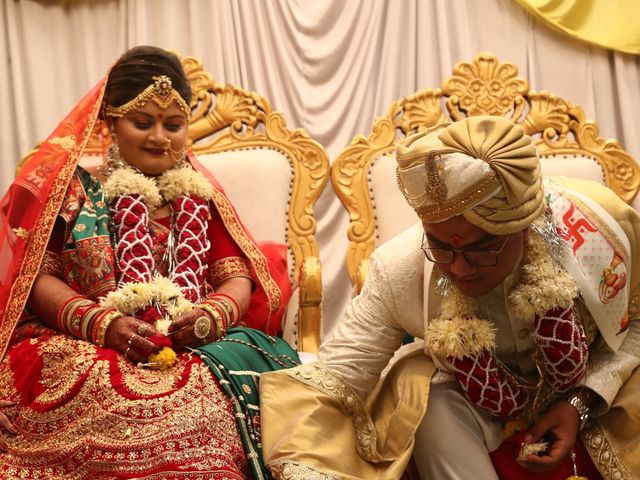 Hetal and Vijay&apos;s wedding in Vadodara, Gujarat 23