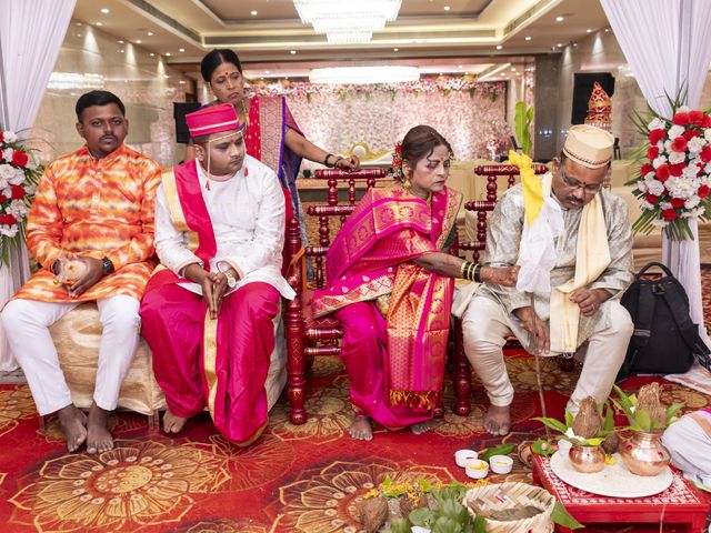 PRATIKSHA and AKSHAY's wedding in Mumbai, Maharashtra 20