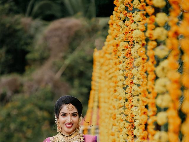 Nilmi and Vivek&apos;s wedding in Thrissur, Kerala 19
