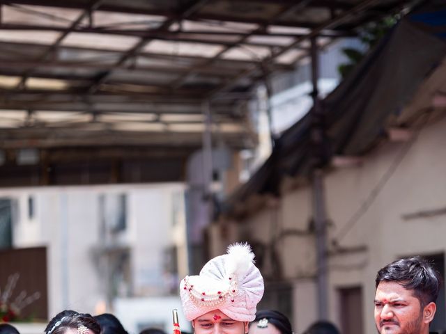 Kinjal and Paresh's wedding in Mumbai, Maharashtra 34