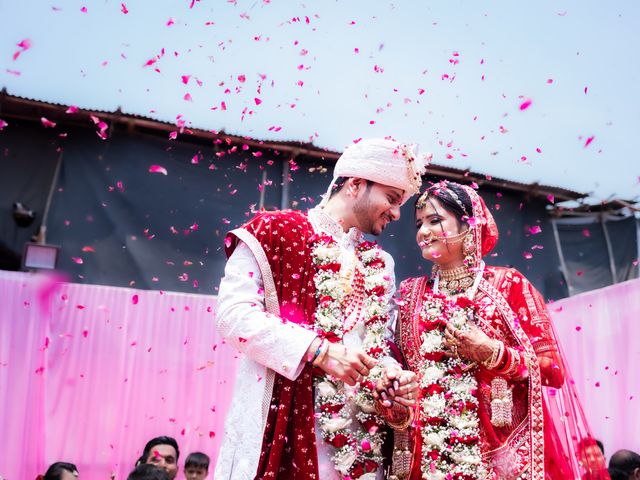 Kinjal and Paresh's wedding in Mumbai, Maharashtra 49