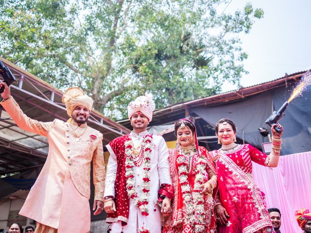 Kinjal and Paresh's wedding in Mumbai, Maharashtra 51