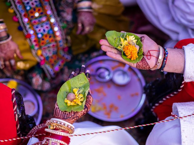 Kinjal and Paresh's wedding in Mumbai, Maharashtra 81