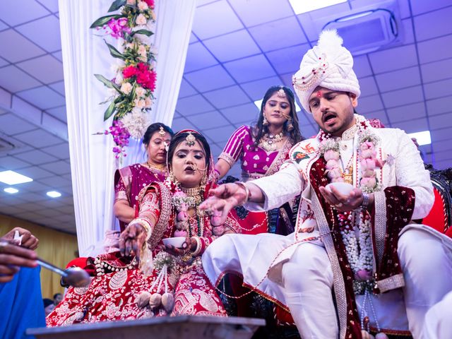 Kinjal and Paresh's wedding in Mumbai, Maharashtra 97