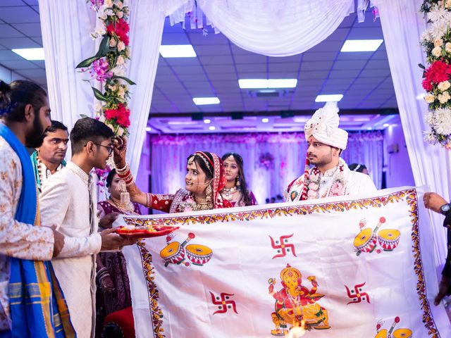 Kinjal and Paresh's wedding in Mumbai, Maharashtra 98