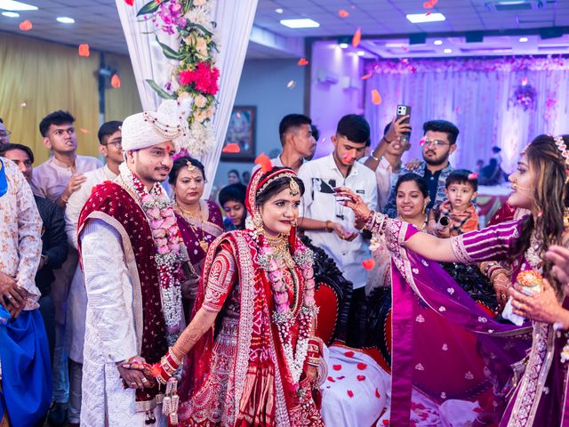 Kinjal and Paresh's wedding in Mumbai, Maharashtra 103