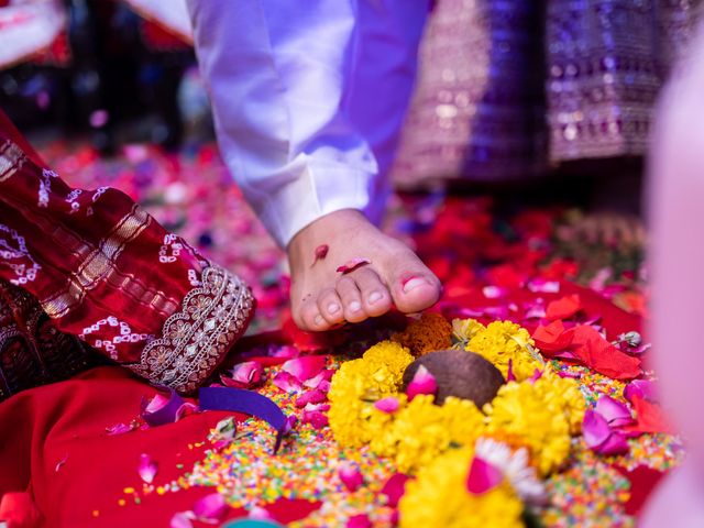 Kinjal and Paresh's wedding in Mumbai, Maharashtra 109