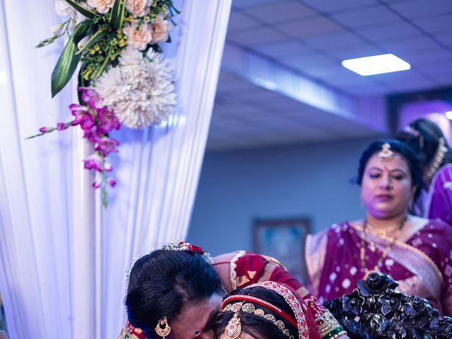 Kinjal and Paresh's wedding in Mumbai, Maharashtra 110