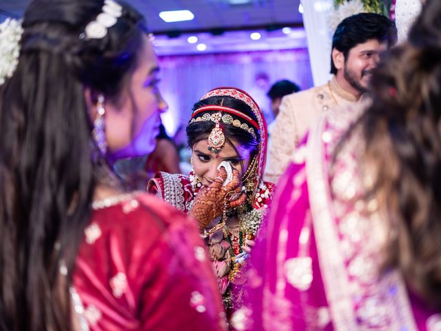 Kinjal and Paresh's wedding in Mumbai, Maharashtra 126