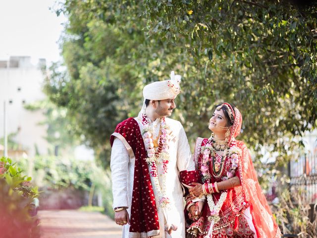 Kinjal and Paresh's wedding in Mumbai, Maharashtra 134