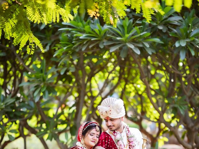 Kinjal and Paresh's wedding in Mumbai, Maharashtra 141