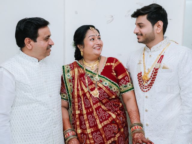 Kinjal and Paresh's wedding in Mumbai, Maharashtra 158