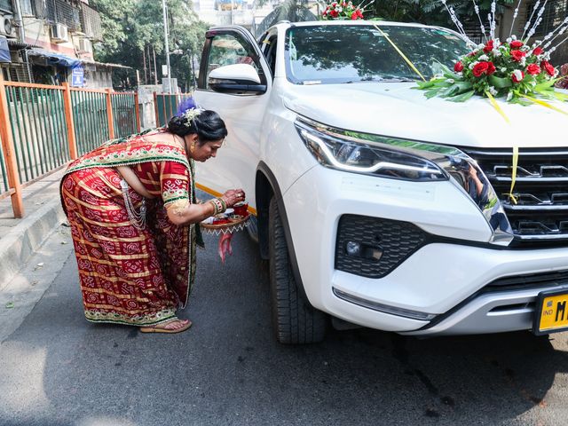 Kinjal and Paresh's wedding in Mumbai, Maharashtra 182