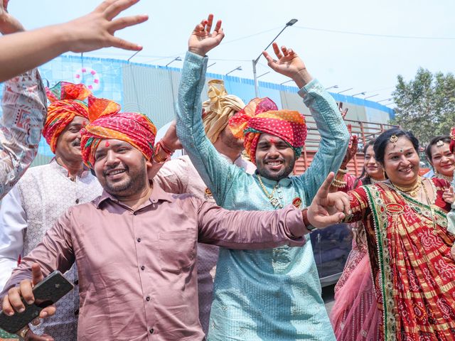 Kinjal and Paresh's wedding in Mumbai, Maharashtra 194
