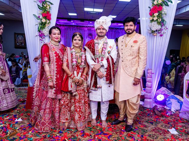 Kinjal and Paresh's wedding in Mumbai, Maharashtra 233