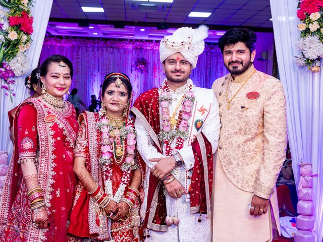 Kinjal and Paresh's wedding in Mumbai, Maharashtra 234