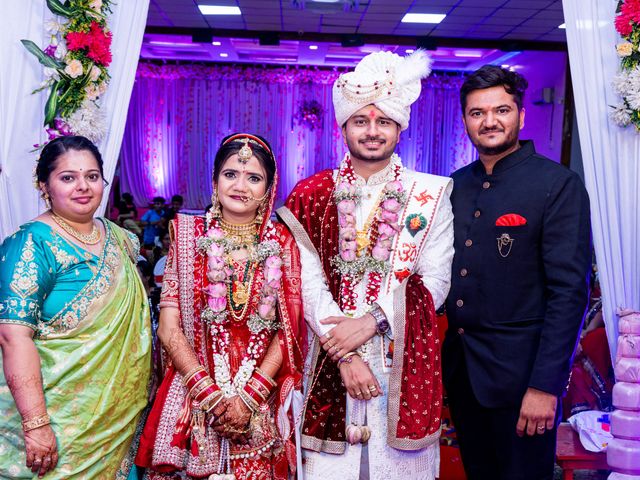 Kinjal and Paresh's wedding in Mumbai, Maharashtra 237