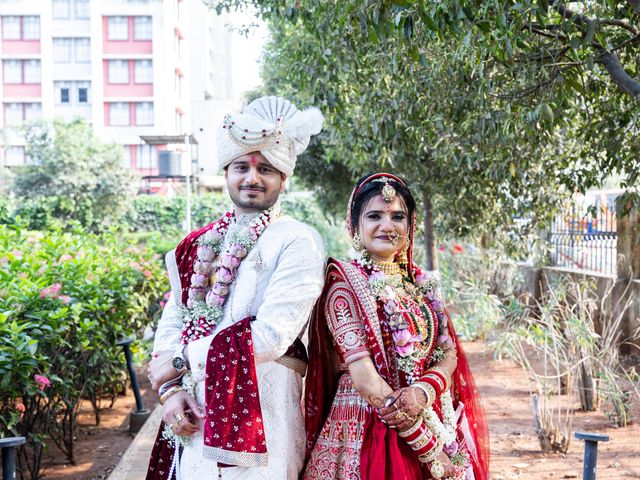 Kinjal and Paresh's wedding in Mumbai, Maharashtra 242