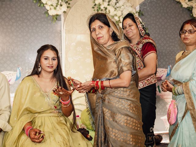 Parekshi and Paras's wedding in Dausa, Rajasthan 16