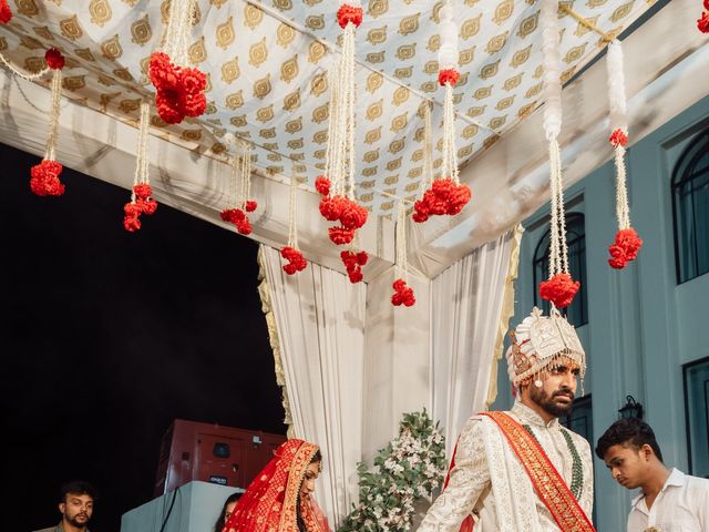 Parekshi and Paras's wedding in Dausa, Rajasthan 46
