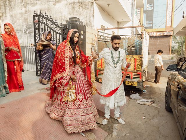 Parekshi and Paras's wedding in Dausa, Rajasthan 105